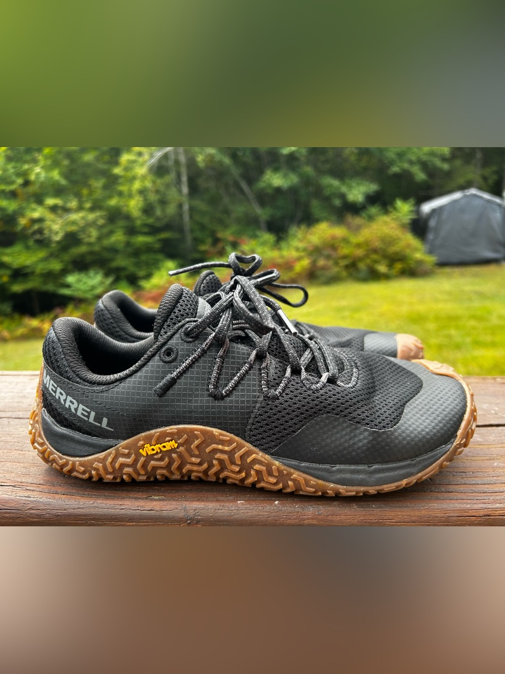 Merrell Trail Glove 7 Women's Size 8 - Black/Gum Barefoot Trail Shoes